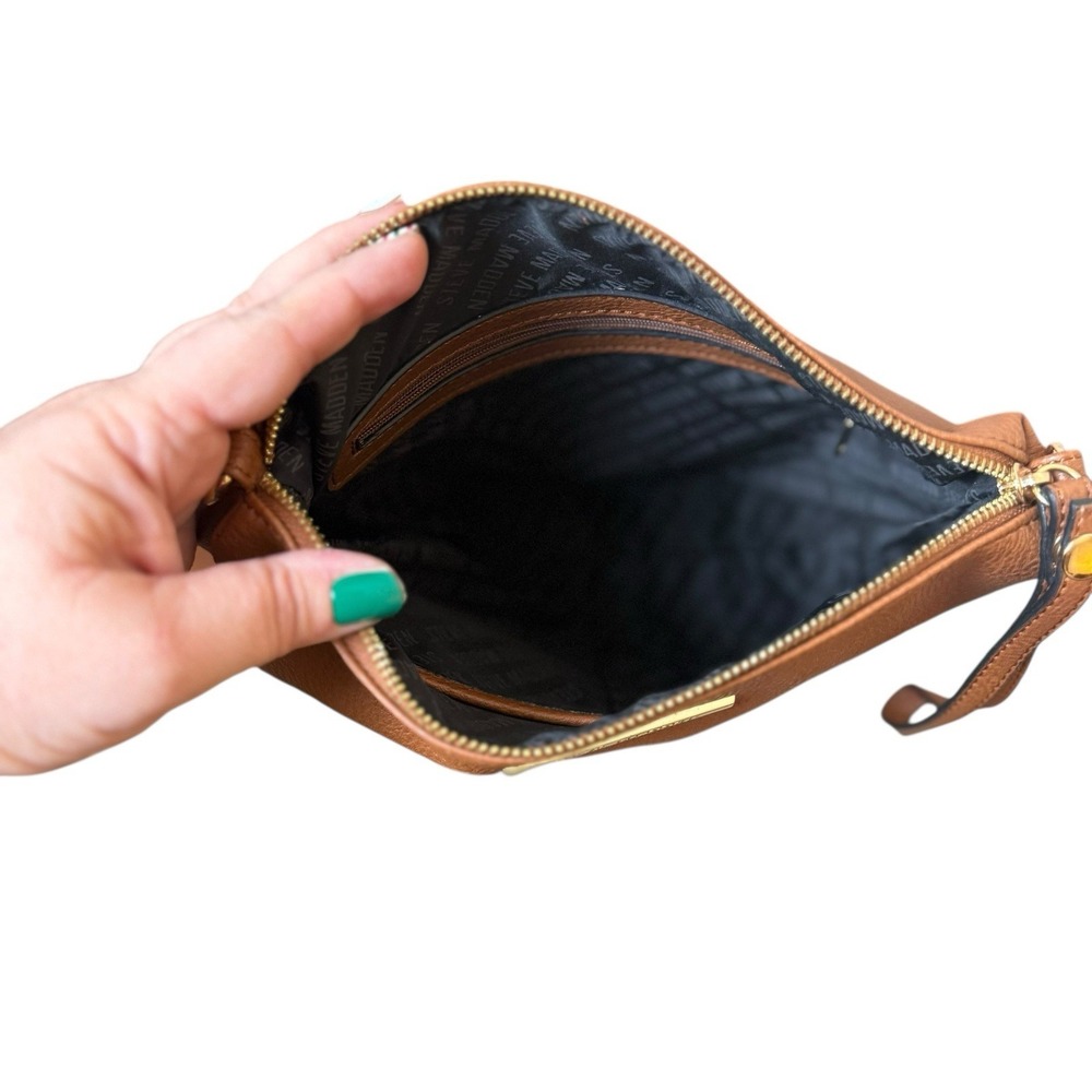 STEVE MADDEN Brown Vegan Leather Oversized Hobo Shoulder Bag & Wristlet Pouch - Picture 10 of 10